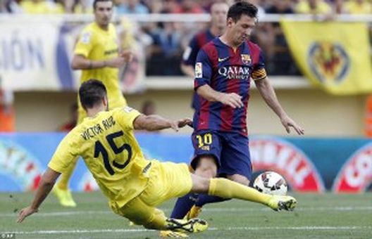 Ruiz, difensore del Villareal - fonte: dailymail.co.uk Ruiz, difensore del Villareal - fonte: dailymail.co.uk