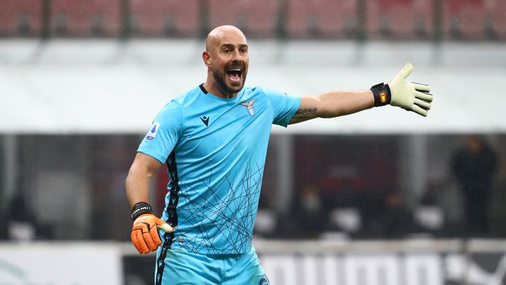 MILAN, ITALY - DECEMBER 23: Pepe Reina of SS Lazio reacts during the Serie A match between AC Milan and SS Lazio at Stadio Giuseppe Meazza on December 23, 2020 in Milan, Italy. Sporting stadiums around Italy remain under strict restrictions due to the Coronavirus Pandemic as Government social distancing laws prohibit fans inside venues resulting in games being played behind closed doors. (Photo by Marco Luzzani/Getty Images) MILAN, ITALY - DECEMBER 23: Pepe Reina of SS Lazio reacts during the Serie A match between AC Milan and SS Lazio at Stadio Giuseppe Meazza on December 23, 2020 in Milan, Italy. Sporting stadiums around Italy remain under strict restrictions due to the Coronavirus Pandemic as Government social distancing laws prohibit fans inside venues resulting in games being played behind closed doors. (Photo by Marco Luzzani/Getty Images)