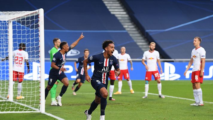 LISBON, PORTUGAL - AUGUST 18: Marquinhos of Paris Saint-Germain celebrates after scoring his team's first goal during the UEFA Champions League Semi Final match between RB Leipzig and Paris Saint-Germain F.C at Estadio do Sport Lisboa e Benfica on August 18, 2020 in Lisbon, Portugal. (Photo by David Ramos/Getty Images) LISBON, PORTUGAL - AUGUST 18: Marquinhos of Paris Saint-Germain celebrates after scoring his team's first goal during the UEFA Champions League Semi Final match between RB Leipzig and Paris Saint-Germain F.C at Estadio do Sport Lisboa e Benfica on August 18, 2020 in Lisbon, Portugal. (Photo by David Ramos/Getty Images)