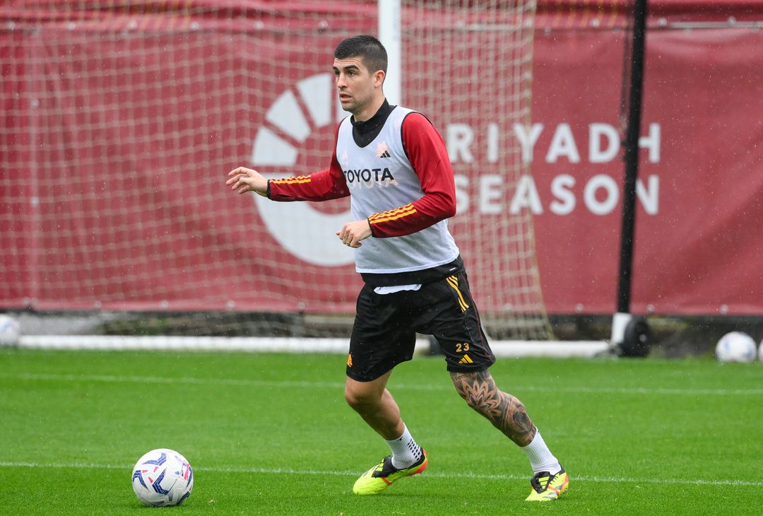 Roma, la ripresa degli allenamenti sotto la pioggia a Trigoria – FOTOGALLERY - immagine 32