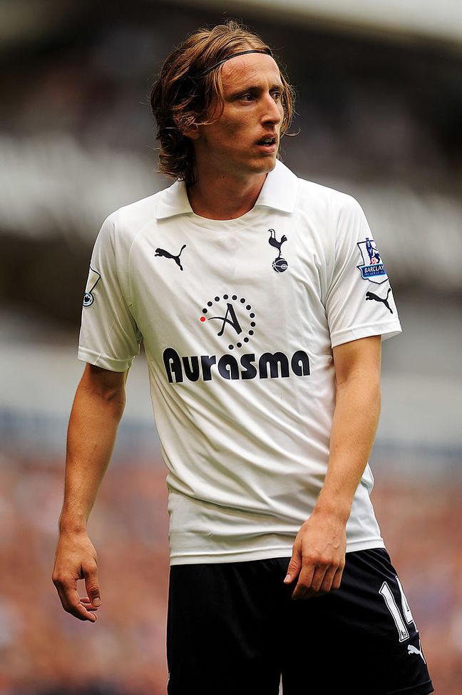 (Photo by Michael Regan/Getty Images) Rio Ferdinand: “Chiamai Modric per farlo venire allo United, ma lui andò a Madrid…”- immagine 2