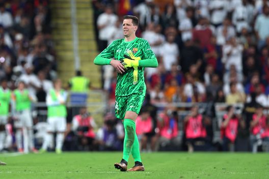 Szczesny: “Alla Juve contano solo i risultati, al Barça il calcio è gioia”- immagine 2