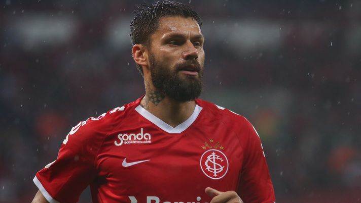 PORTO ALEGRE, BRAZIL - SEPTEMBER 07: Rafael Sobis of Internacional looks on during the match Internacional v Sao Paulo as part of Brasileirao Series A 2019, at Beira-Rio Stadium on September 7, 2019 in Porto Alegre, Brazil. (Photo by Lucas Uebel/Getty Images) PORTO ALEGRE, BRAZIL - SEPTEMBER 07: Rafael Sobis of Internacional looks on during the match Internacional v Sao Paulo as part of Brasileirao Series A 2019, at Beira-Rio Stadium on September 7, 2019 in Porto Alegre, Brazil. (Photo by Lucas Uebel/Getty Images)