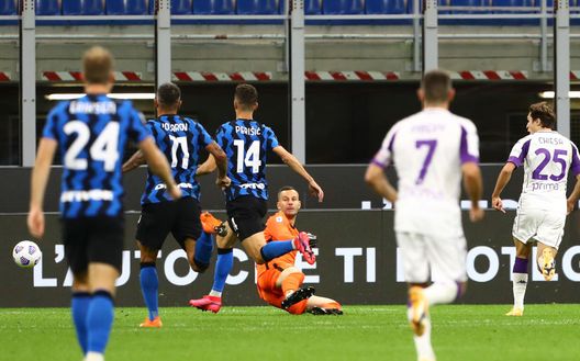 Il gol del momentaneo 2-3 di Federico Chiesa Il gol del momentaneo 2-3 di Federico Chiesa