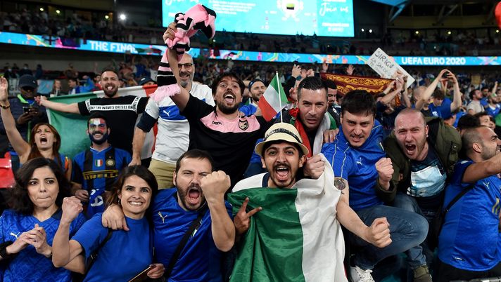 Riapertura degli stadi, Valentina Vezzali: &#8220;Retorico fare percentuali&#8221; 