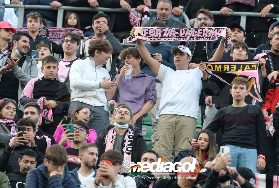 FOTO, i tifosi allo stadio per Palermo – Potenza 2-0 (Gallery) - immagine 73