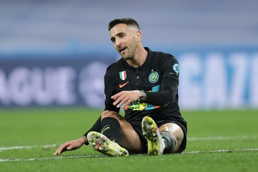 (Photo by Gonzalo Arroyo Moreno/Getty Images) vecino napoli