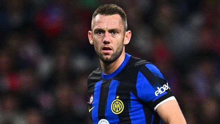 De Vrij: “Non la solita Inter. Scudetto? Sappiamo qual è il nostro obiettivo” De Vrij: “Non la solita Inter. Scudetto? Sappiamo qual è il nostro obiettivo” - immagine 1