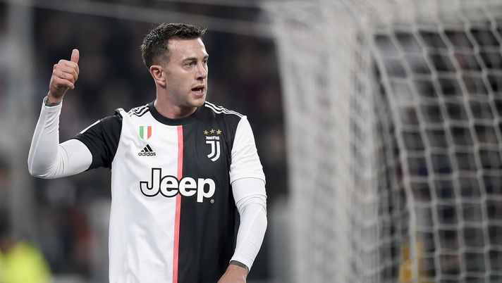 TURIN, ITALY - NOVEMBER 10:  Federico Bernardeschi of Juventus gestures during the Serie A match between Juventus and AC Milan at Allianz Stadium on November 10, 2019 i  (Photo by Daniele Badolato - Juventus FC/Juventus FC via Getty Images) 