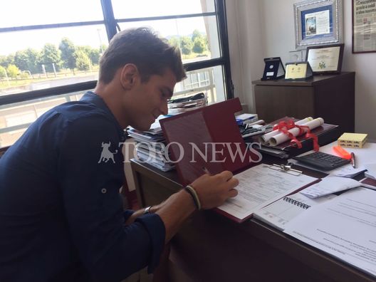 Segre rinnova il suo contratto del Torino nel 2017 Segre rinnova il suo contratto del Torino nel 2017