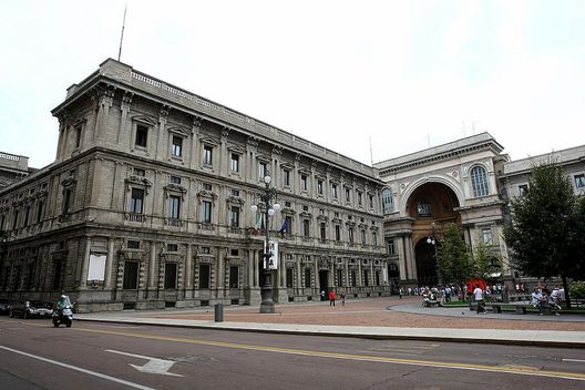 La sede del Comune di Milano (Getty Images) C&F – Stadio, venerdì incontro con Sala, Inter e Milan: i tre piani di WeBuild- immagine 3