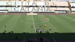 Il Teramo comanda e vince a Catania: Raffaele ora è crisi nera