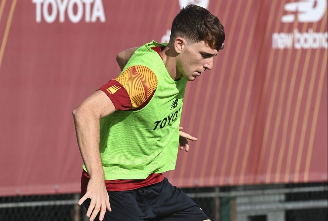 Trigoria, ripresa in vista del Betis: Karsdorp con il gruppo – FOTO GALLERY - immagine 58