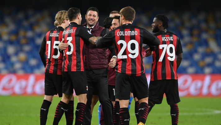 NAPLES, ITALY - NOVEMBER 22: Daniele Bonera, Assistant Coach of AC Milan celebrates with Alessio Romagnoli, Lorenzo Colombo and Franck Kessie of AC Milan following their sides victory in the Serie A match between SSC Napoli and AC Milan at Stadio San Paolo on November 22, 2020 in Naples, Italy. Sporting stadiums around Italy remain under strict restrictions due to the Coronavirus Pandemic as Government social distancing laws prohibit fans inside venues resulting in games being played behind closed doors. (Photo by Francesco Pecoraro/Getty Images) NAPLES, ITALY - NOVEMBER 22: Daniele Bonera, Assistant Coach of AC Milan celebrates with Alessio Romagnoli, Lorenzo Colombo and Franck Kessie of AC Milan following their sides victory in the Serie A match between SSC Napoli and AC Milan at Stadio San Paolo on November 22, 2020 in Naples, Italy. Sporting stadiums around Italy remain under strict restrictions due to the Coronavirus Pandemic as Government social distancing laws prohibit fans inside venues resulting in games being played behind closed doors. (Photo by Francesco Pecoraro/Getty Images)