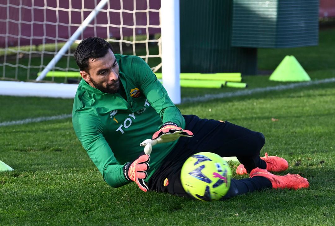 Roma, ripresi gli allenamenti a Trigoria – FOTO GALLERY - immagine 11