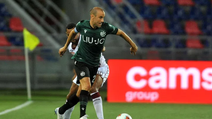 BOLOGNA, ITALY - AUGUST 02:  Rodrigo Palacio of Bologna FC in action during the serie A match between Bologna FC and Torino FC at Stadio Renato Dall'Ara on August 02, 2020 in Bologna, Italy. (Photo by Mario Carlini / Iguana Press/Getty Images)