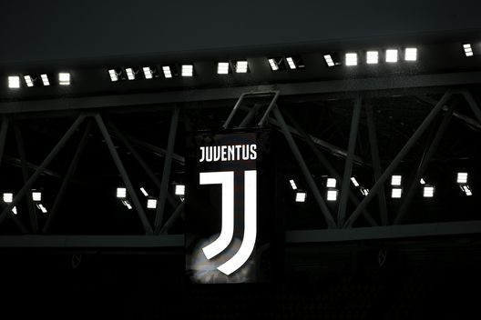TURIN, ITALY - APRIL 03: The Juventus logo is seen on a stand prior to the UEFA Champions League Quarter Final Leg One match between Juventus and Real Madrid at Allianz Stadium on April 3, 2018 in Turin, Italy. (Photo by Emilio Andreoli/Getty Images) juventus