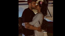 Daniella Semaan e Cesc Fabregas, boom di like per il bacio social