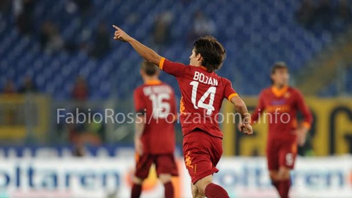 De Rossi nei guai: dito fratturato. Bojan: manca tutto De Rossi nei guai: dito fratturato. Bojan: manca tutto - immagine 1