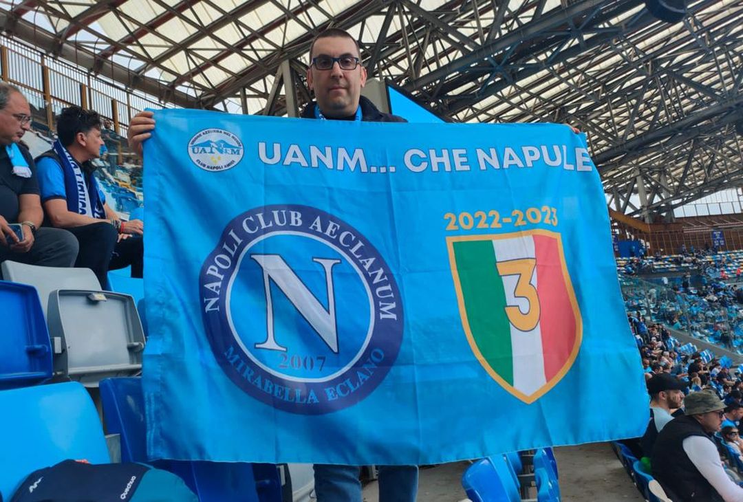 GALLERY Dal Maradona e dalle sedi la travolgente ondata di affetto UANM per il Napoli - immagine 2