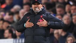 La serata di Klopp: esulta, si fa male e accusa l’arbitro. Poi viene smentito…
