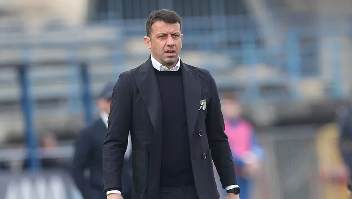 Parma-Milan, D&#8217;Aversa: &#8220;Problema numerico in attacco, Pellé e Cornelisus ok. Gervinho? Rispondo così&#8221;