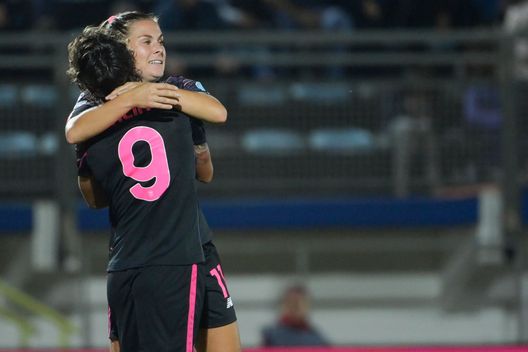 Latina, ITALY - OCTOBER 20: Emilie Haavi of AS Roma celebrates after scored the first goal for her team during the UEFA Women's Champions League group B match between AS Roma and Slavia Praha at Stadio Francioni on October 20, 2022 in Latina, Italy. (Photo by Fabio Rossi/AS Roma via Getty Images) Women’s Champions League, Roma-Slavia Praga 1-0: decide un gol di Giacinti- immagine 2