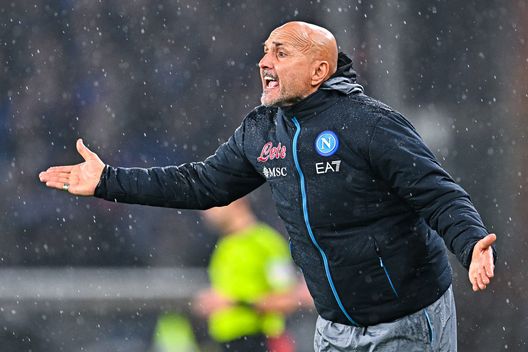 GENOA, ITALY - JANUARY 8: Luciano Spalletti head coach of Napoli reacts during the Serie A match between UC Sampdoria and SSC Napoli at Stadio Luigi Ferraris on January 8, 2023 in Genoa, Italy. (Photo by Simone Arveda/Getty Images) Napoli