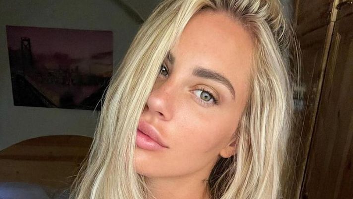 Francesca Brambilla lascia i follower a bocca aperta: selfie in reggiseno da urlo  Francesca Brambilla lascia i follower a bocca aperta: selfie in reggiseno da urlo - immagine 1