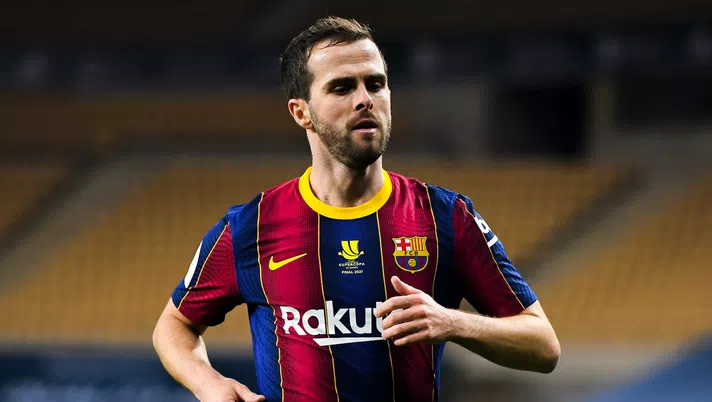 Miralem Pjanic ex centrocampista del Barcellona, ora in forza al Besiktas (credits: Getty images)