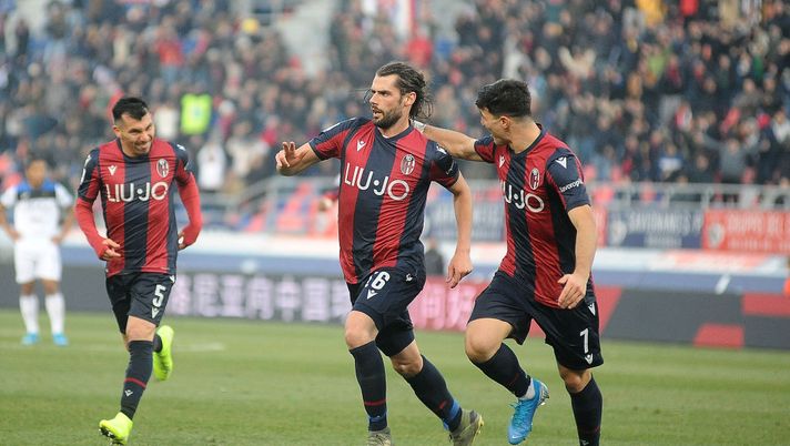 BOLOGNA, ITALY - DECEMBER 15: Andrea Poli of Bologna FC celebrates after scoring his team's second goal during the Serie A match between Bologna FC and Atalanta BC at Stadio Renato Dall'Ara on December 15, 2019 in Bologna, Italy. (Photo by Mario Carlini / Iguana Press/Getty Images) BOLOGNA, ITALY - DECEMBER 15: Andrea Poli of Bologna FC celebrates after scoring his team's second goal during the Serie A match between Bologna FC and Atalanta BC at Stadio Renato Dall'Ara on December 15, 2019 in Bologna, Italy. (Photo by Mario Carlini / Iguana Press/Getty Images)