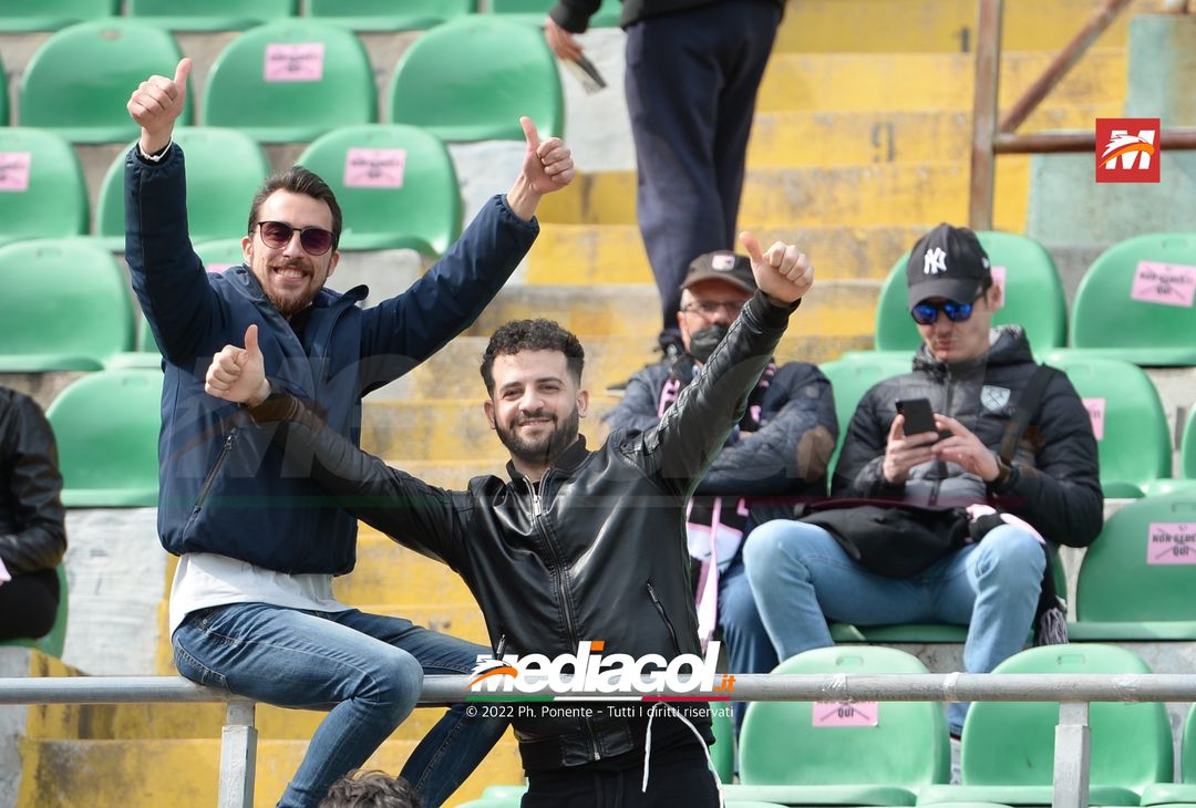 FOTO, i tifosi allo stadio per Palermo – Fidelis Andria 1-1 (Gallery) - immagine 48