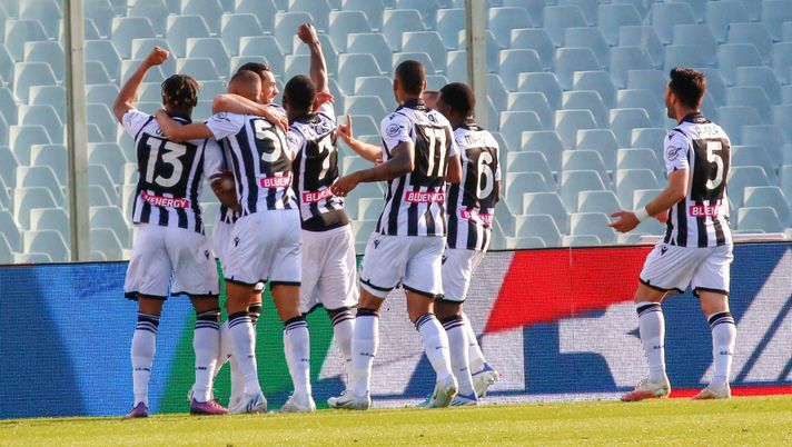 GERMOGLI PH: 27 APRILE 2022 FIRENZE STADIO ARTEMIO FRANCHI SERIE A FIORENTINA VS UDINESE NELLA FOTO ESULTANZA GOL UDINESE Udinese, sconfitta per 1-2 contro il Qatar: la Fiorentina osserva interessata - immagine 1