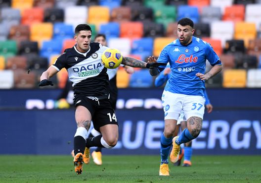 Kevin Bonifazi, Udinese, e Andrea Petagna, Napoli (Getty Images) Kevin Bonifazi, Udinese, e Andrea Petagna, Napoli (Getty Images)