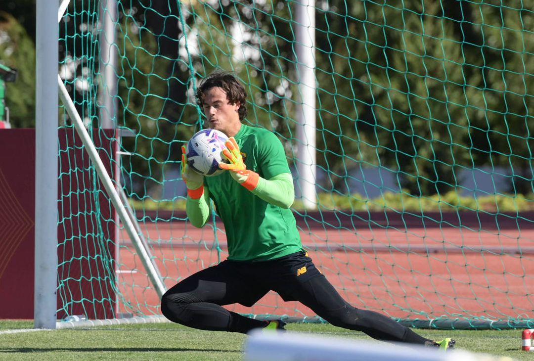 Ritiro Roma, allenamento pomeridiano: primo in gruppo per Dybala – FOTO GALLERY - immagine 3