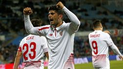 FOTO – Banega torna in Spagna: eccolo all’imbarco per Siviglia