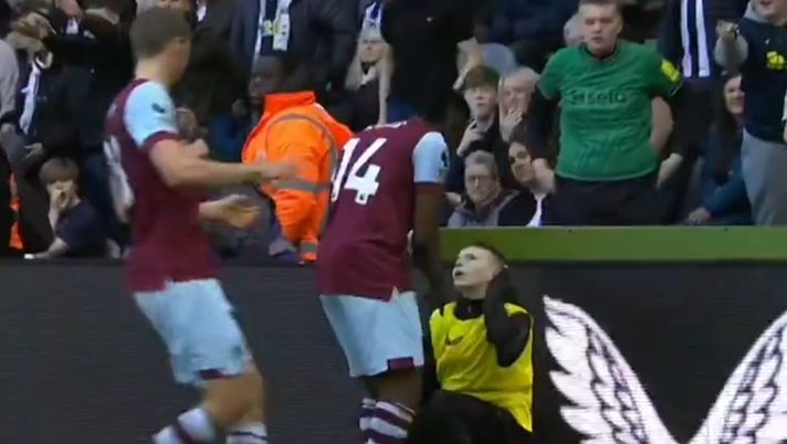 VIDEO Kudus segna e chiede la sedia al raccattapalle per esultare: la scena è comica - immagine 1