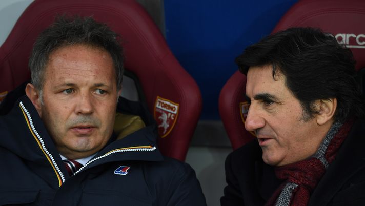 TURIN, ITALY - FEBRUARY 12: FC Torino head coach Sinisa Mihajlovic (L) and president of FC Torino Urbano Cairo sit on the bench prior to the Serie A match between FC Torino and Pescara Calcio at Stadio Olimpico di Torino on February 12, 2017 in Turin, Italy. (Photo by Valerio Pennicino/Getty Images) TURIN, ITALY - FEBRUARY 12: FC Torino head coach Sinisa Mihajlovic (L) and president of FC Torino Urbano Cairo sit on the bench prior to the Serie A match between FC Torino and Pescara Calcio at Stadio Olimpico di Torino on February 12, 2017 in Turin, Italy. (Photo by Valerio Pennicino/Getty Images)
