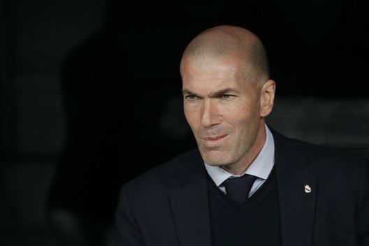 MADRID, SPAIN - FEBRUARY 26: Manager Zinedine Zidane of Real Madrid CF reacts from the bench prior to start the UEFA Champions League round of 16 first leg match between Real Madrid and Manchester City at Bernabeu on February 26, 2020 in Madrid, Spain. (Photo by Gonzalo Arroyo Moreno/Getty Images) 