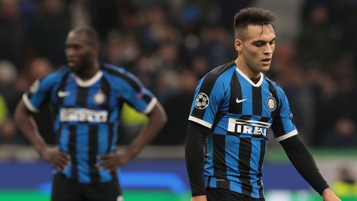 MILAN, ITALY - DECEMBER 10: Lautaro Martinez of FC Internazionale looks dejected during the UEFA Champions League group F match between FC Internazionale and FC Barcelona at Giuseppe Meazza Stadium on December 10, 2019 in Milan, Italy. (Photo by Emilio Andreoli/Getty Images) MILAN, ITALY - DECEMBER 10: Lautaro Martinez of FC Internazionale looks dejected during the UEFA Champions League group F match between FC Internazionale and FC Barcelona at Giuseppe Meazza Stadium on December 10, 2019 in Milan, Italy. (Photo by Emilio Andreoli/Getty Images)