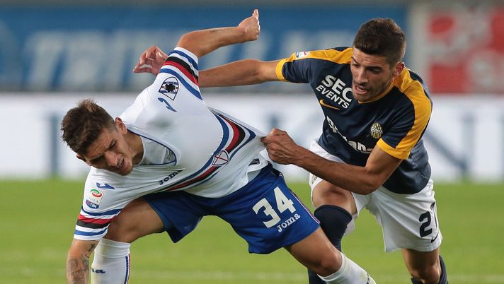 VERONA, ITALY - SEPTEMBER 20: Lucas Torreira of UC Sampdoria (L) competes for the ball with Mattia Valoti of Hellas Verona during the Serie A match between Hellas Verona FC and UC Sampdoria at Stadio Marc'Antonio Bentegodi on September 20, 2017 in Verona, Italy. (Photo by Emilio Andreoli/Getty Images) VERONA, ITALY - SEPTEMBER 20: Lucas Torreira of UC Sampdoria (L) competes for the ball with Mattia Valoti of Hellas Verona during the Serie A match between Hellas Verona FC and UC Sampdoria at Stadio Marc'Antonio Bentegodi on September 20, 2017 in Verona, Italy. (Photo by Emilio Andreoli/Getty Images)