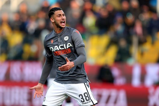 Rolando Mandragora con la maglia dell'Udinese Rolando Mandragora con la maglia dell'Udinese