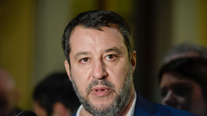Salvini: “Perché i cittadini dovrebbero pagare gli stadi? Facciano i privati” - immagine 1