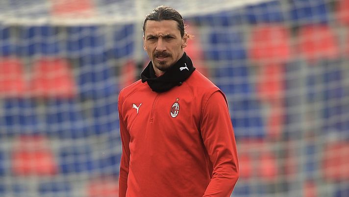 Zlatan Ibrahimovic (attaccante AC Milan), qui nel riscaldamento pre-partita di Bologna-Milan 1-2 (Serie A 2020-2021) | News (Getty Images) 