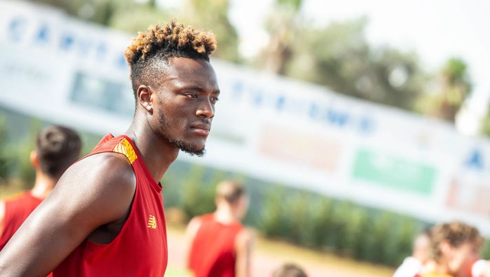 Abraham: “Ora siamo da scudetto. Io e Dybala insieme, a Roma c’è spazio per 2 re” - immagine 1