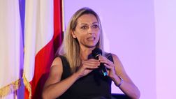 Riapertura stadi, Vezzali: “Verso aumento capienza. No a tifosi senza mascherine”