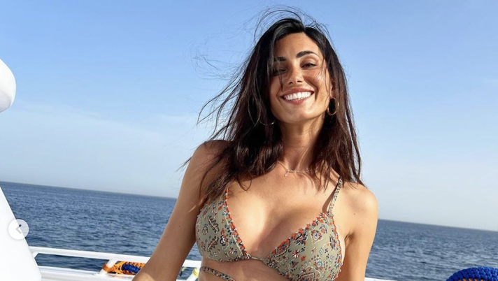 Federica Nargi, bikini da urlo in barca: lady Matri fa impazzire i fan - immagine 1