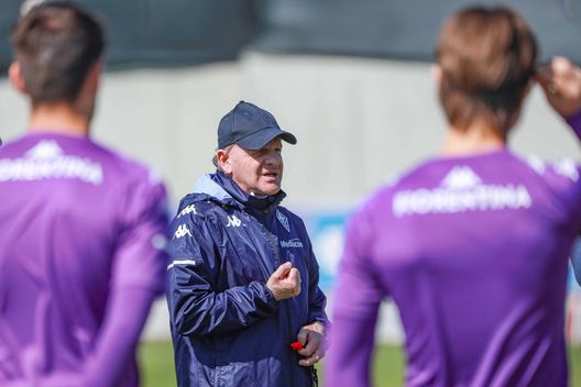 Firenze, allenamento della Fiorentina nel centro sportivo, nella foto l'allenatore Giuseppe Iachini 2021 03 24 © Niccolò Cambi/Massimo Sestini Firenze, allenamento della Fiorentina nel centro sportivo, nella foto l'allenatore Giuseppe Iachini 2021 03 24 © Niccolò Cambi/Massimo Sestini