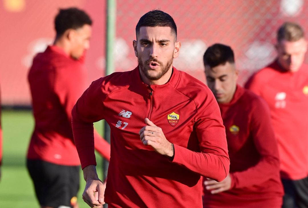 Mourinho respira: a Trigoria Pellegrini e Kumbulla in gruppo – FOTO GALLERY- immagine 1