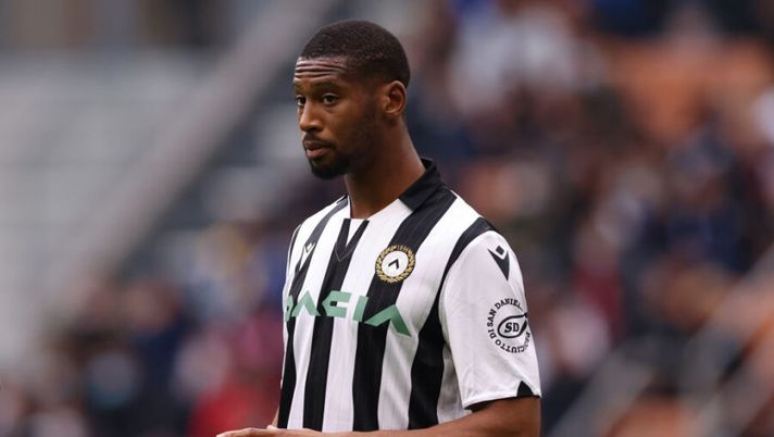 MILAN, ITALY - OCTOBER 31: Beto of Udinese Calcio reacts during the Serie A match between FC Internazionale and Udinese Calcio at Stadio Giuseppe Meazza on October 31, 2021 in Milan, Italy. (Photo by Jonathan Moscrop/Getty Images) Udinese, le ultime sulle condizioni di Beto dopo lo stop. E per il polpaccio di Udogie… - immagine 1